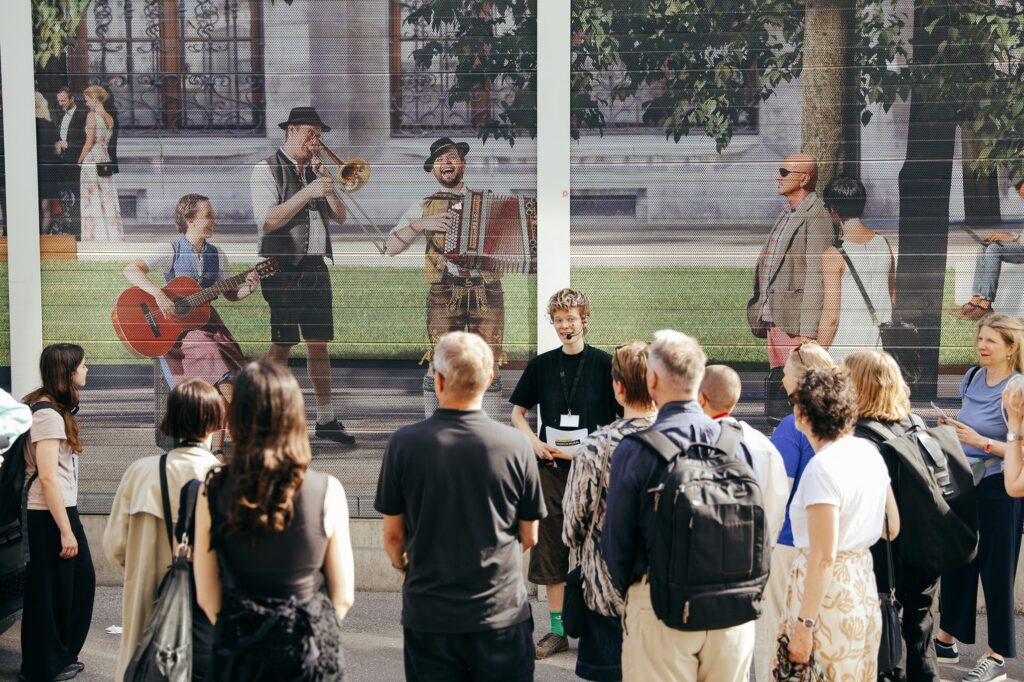 Lee Kern – Munich Mural – eine performative Stadtführung